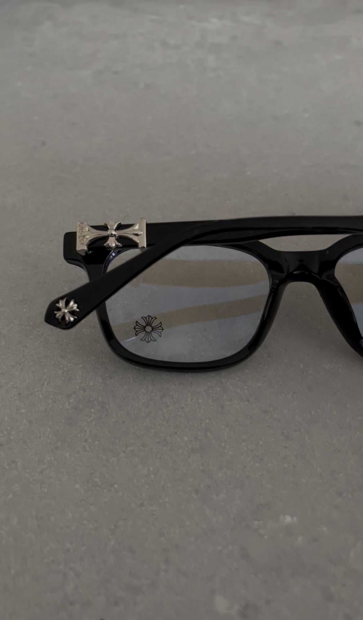 Fomo™ Chrome Frames (Black/Silver)